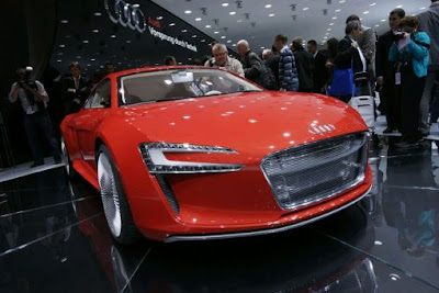 Audi R8 e-Tron Pictures