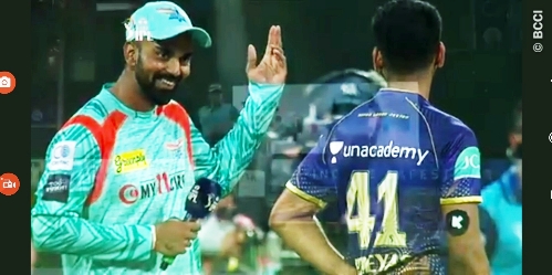  How  Lucknow won by two runs in a breathtaking match?
