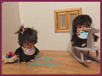 Jouet en bois pour kiki monchhichi ou bebichhichi. Chariot de cubes en bois miniature - handmade