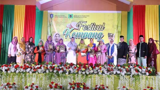 Dewi Kumalasari Ansar Hadiri Penutupan Festival Kompang 2022