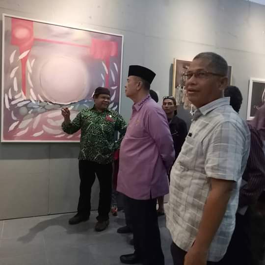 Wagub Sumbar Nasrul Abit Bangga Karya Seni Lukis UNP dan ISI Padang Panjang