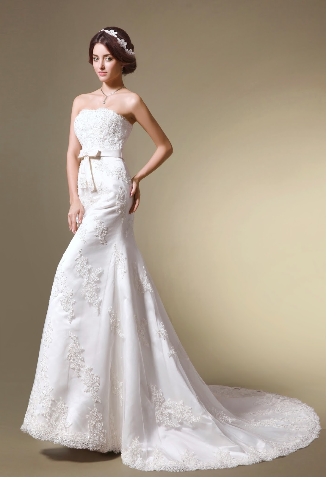 http://www.jueshegowns.co.uk/classic-lace-appliqued-mermaid-trumpet-strapless-wedding-dress-with-belt-jswd0227.html