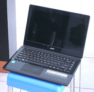 Laptop Acer Aspire E1-410 Bekas Di Malang