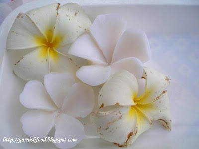 soap carving flowers