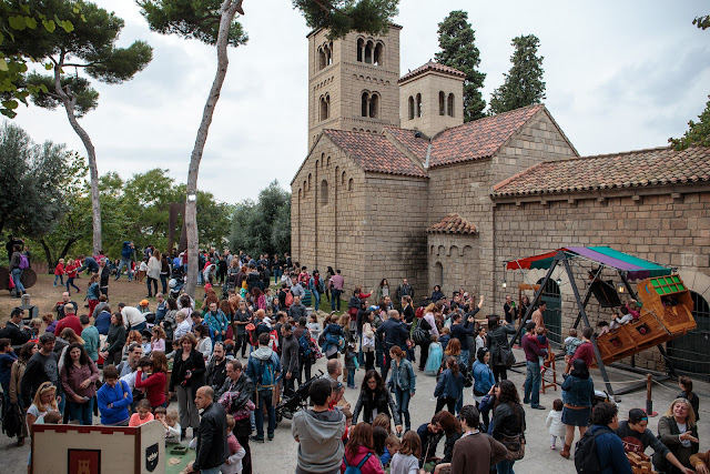 Средневековая ярмарка в Испанской деревне, Барселона (Fira Medieval Poble Espanyol, Barcelona) 2015