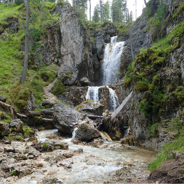 Gores de Federa cortina d'ampezzo