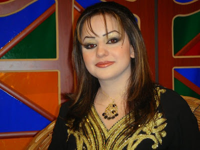 Beautiful Iraqi Poetess Shahad Al Shammari Photos 2
