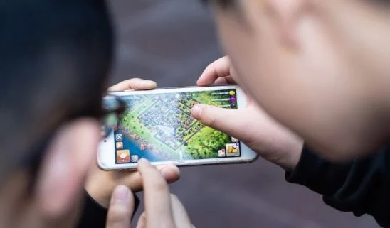 طريقة تثبيت برنامج X8 Sandbox