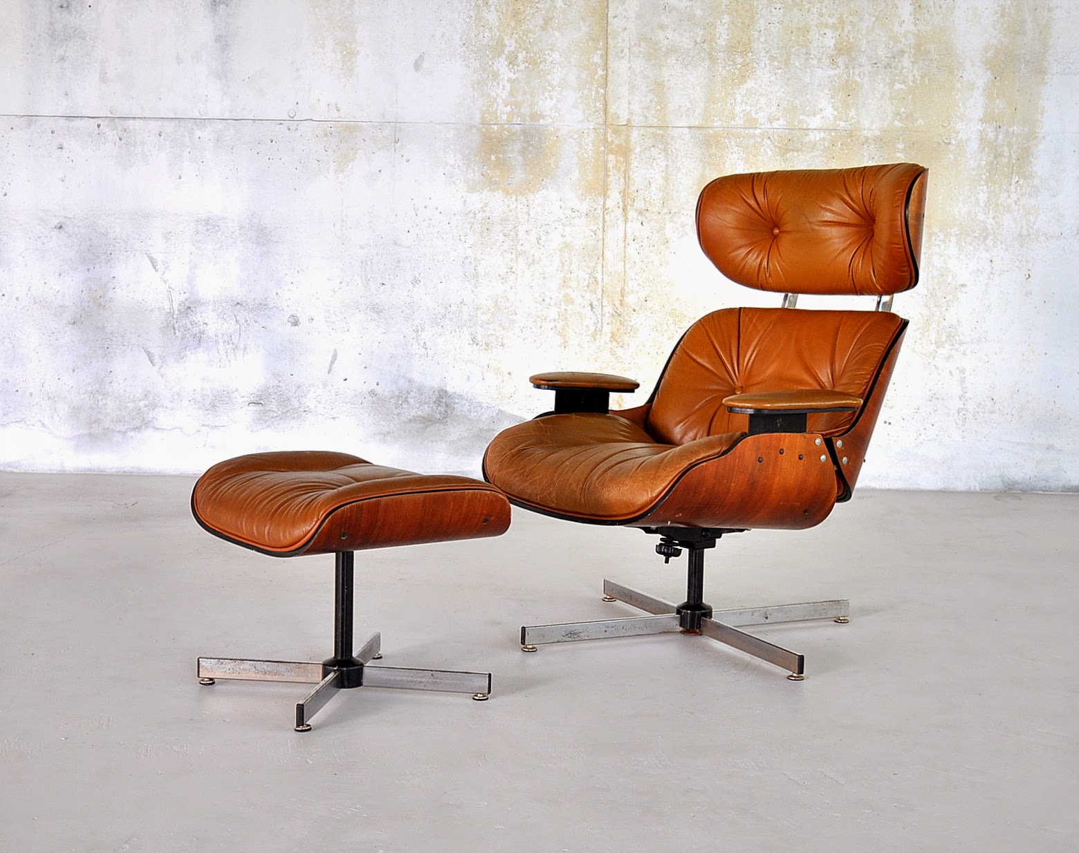 SELECT MODERN: Plycraft Eames Style Leather Lounge Chair ...