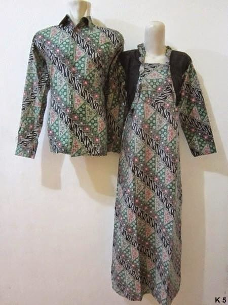  Contoh  model gamis  batik  kombinasi  brokat polos dua warna 