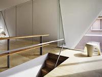Japanese House’s Brightly Colored Canopy Encloses The Interior Design