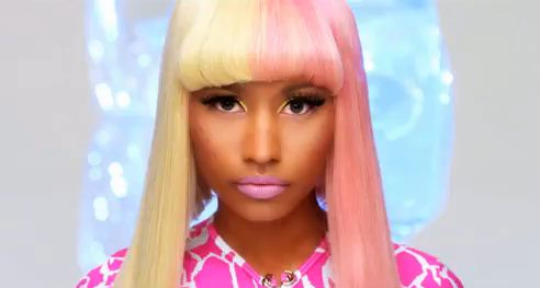 nicki minaj super bass video stills. Nicki Minaj - Super Bass