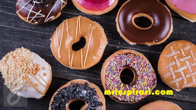 CARA MEMBUAT DONAT GORENG YANG LEMBUT, EMPUK DAN ENAK