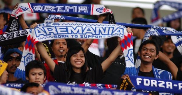 AREMANITA ~ AREMANIA SURABAYA