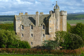 castle stuart, haunted castle, haunted place, creepy