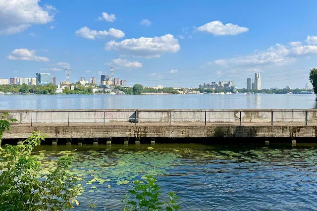 причальная стенка шлюза № 7 канала имени Москвы, Химкинское водохранилище