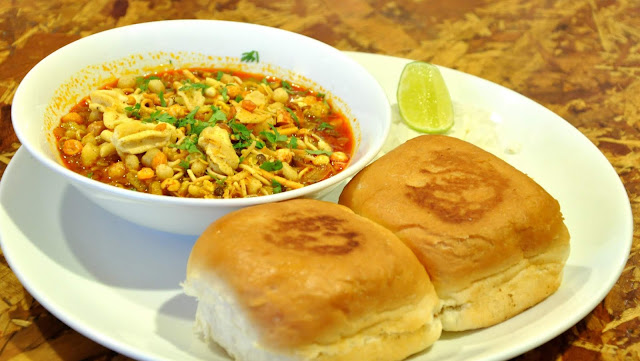 top misal pav in mumbai