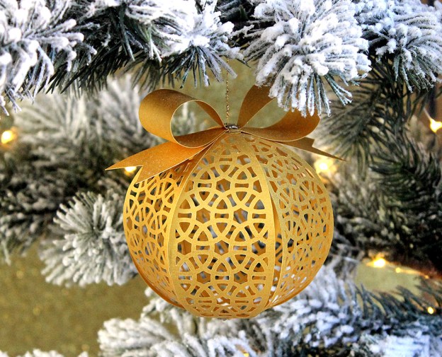 Download Making 3d Paper Christmas Ornaments With Cricut - Free SVGS