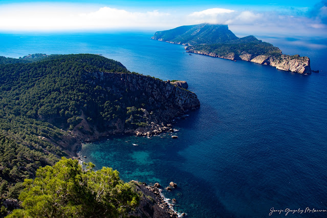 Isla Dragonera y Torre de Cala en Basset