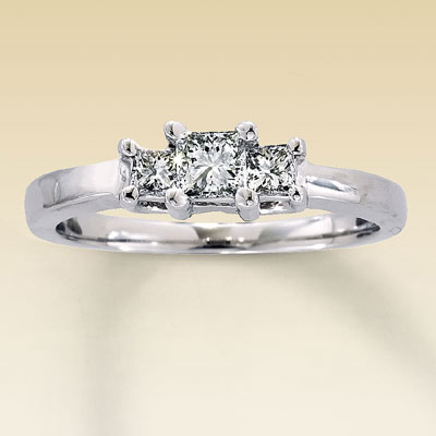 Kay Jewelers 14K White Gold 12 Carat t.w. Three-Stone Diamond Ring