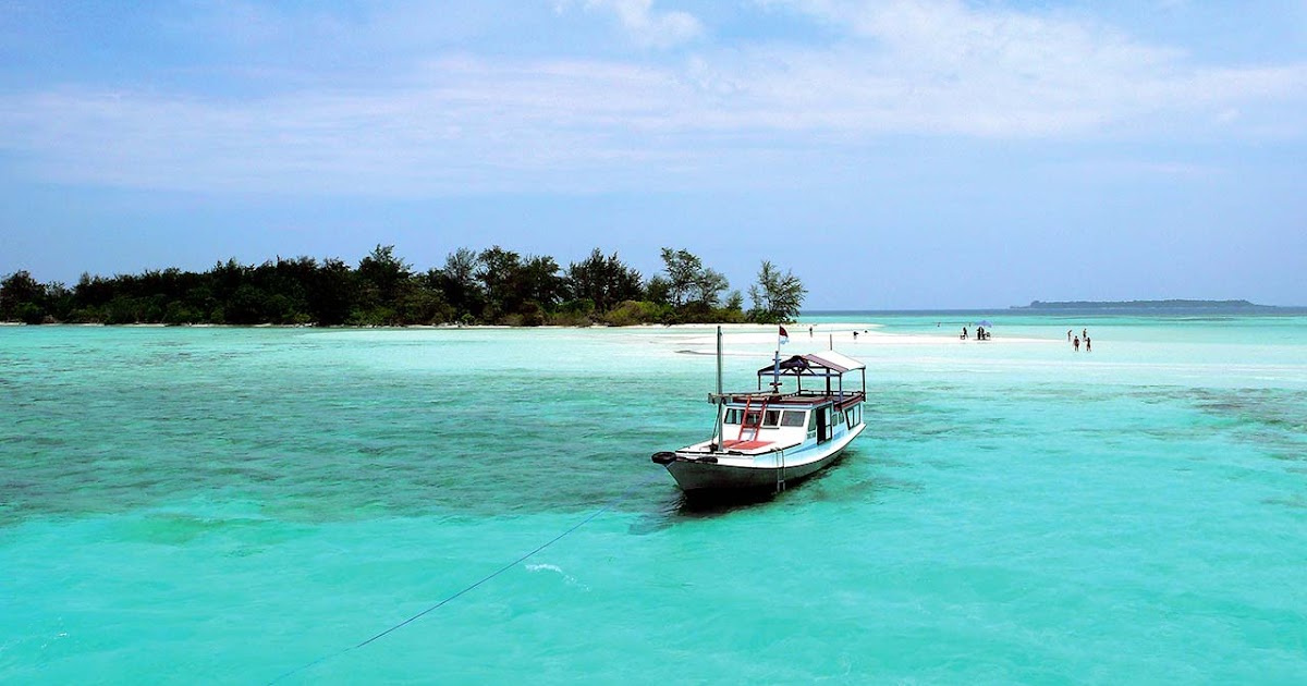 Tempat Wisata Pantai Di Jawa Tengah Dengan Pemandangan 