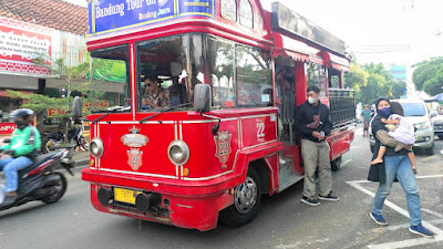 Jadwal Perjalanan Bandros di Bandung, Dapat Berkeliling Kota Menggunakan Bus Wisata