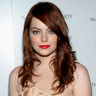 emma stone hair 2011. Emma Stone loves to play with