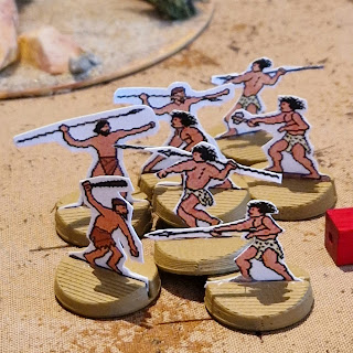 Free wargame rules and free miniatures for prehistoric wargaming. Neanderthals vs. Homo Sapiens / Cro Magnon