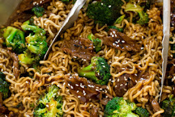 BEEF AND BROCCOLI RAMEN