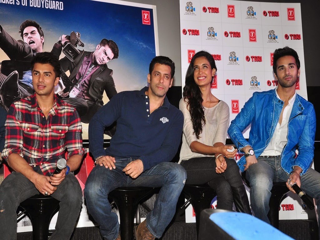Guru Of Movie: March 2014
