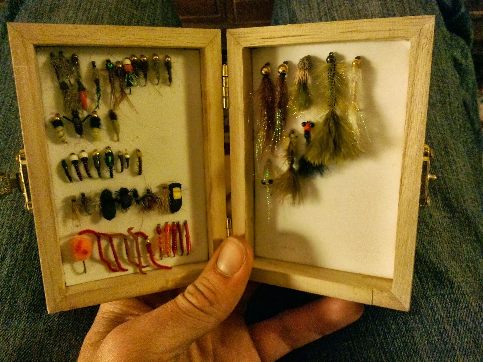 Zach's Ultralight Outdoor Blog: How to Make a Wood Fly Box that is 