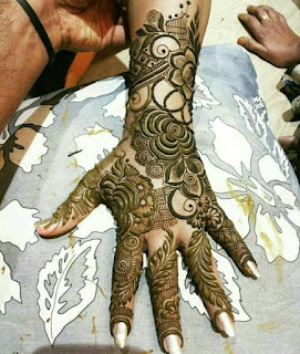 Rose Mehndi Design Front Hand