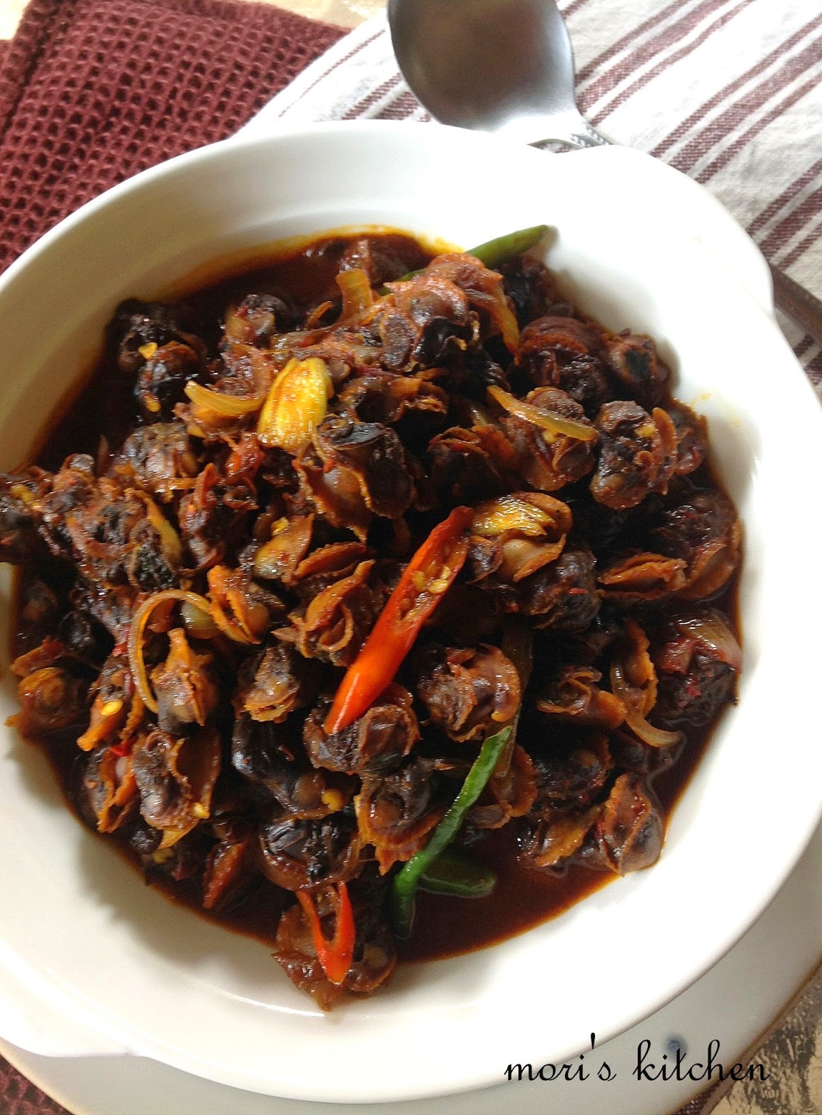 Mori's Kitchen: Kerang masak kicap manis