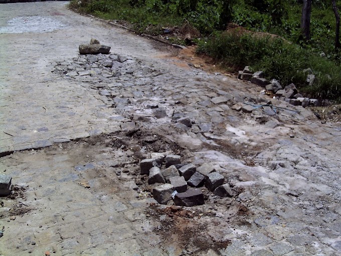 5 MESES!! Esse é o prazo de validade do calçamento de rua em Maruim