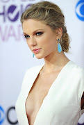 Taylor Swift, multitalented singersongwriter and heroine to teenage girls .