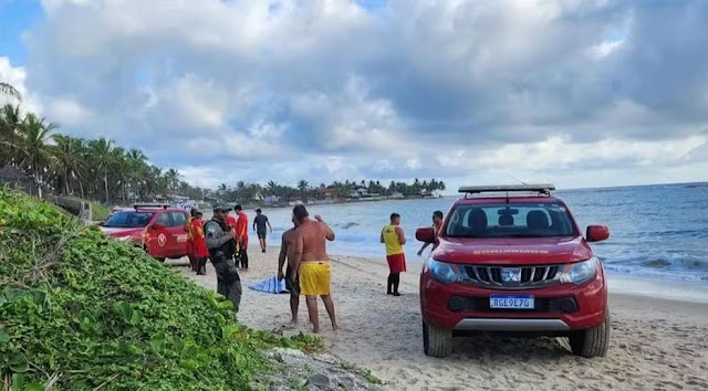 Mulher tenta salvar marido e os dois morrem afogados em praia do RN