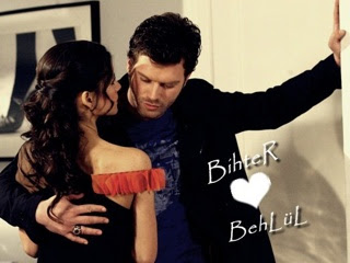 beren saat and kivanc tatlitug kissing