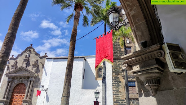 Santa Cruz de La Palma engalana sus calles en Semana Santa, fiesta de interés turístico regional