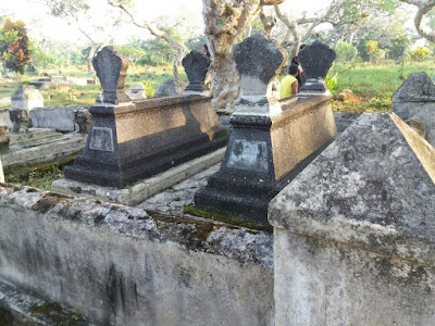 Makam Leluhur - Eyang Sanredja Sidakangen