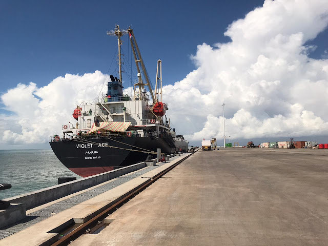 Dermaga Internasional Tanjung Tapa. Dari OKI Menuju Dunia