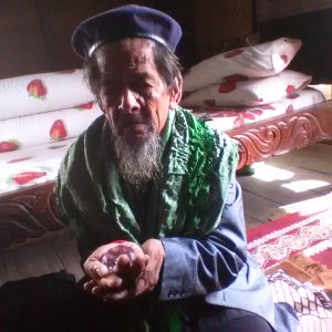 Kakek Di Sulawesi Ini Jual Berlian Untuk Bangun Pesantren