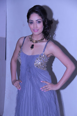 YAMI GAUTAM  HD AND LATEST WALLPAPER FREE DOWNLOAD  33