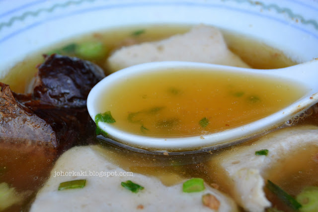 Imbi-Pork-Ball-Noodles-Kuala-Lumpur-燕美猪肉丸粉