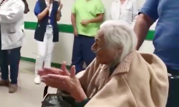 Doña Mary de 103 años vence sin dificultad  al Coronavirus en hospital de IMSS