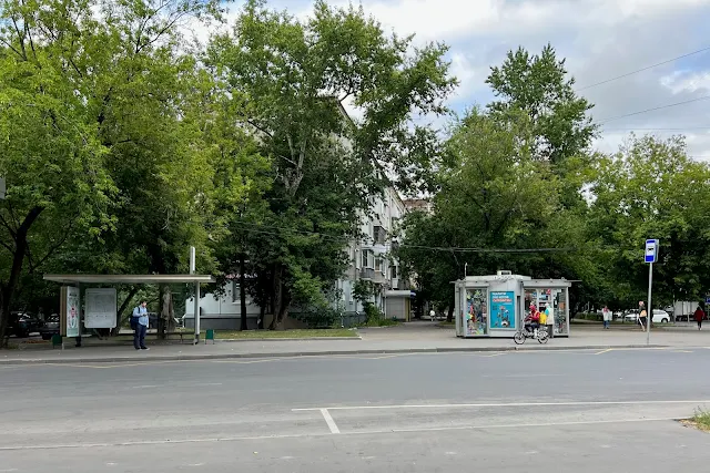 Часовая улица, улица Черняховского