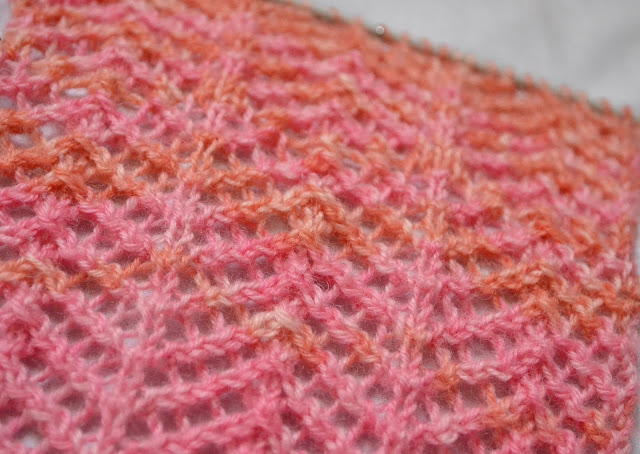 The Arrowhead Lace Knit Stitch