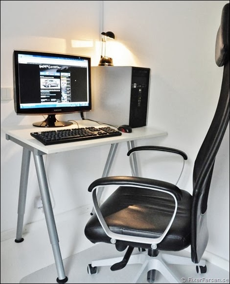 Långtest-IKEA-Markus-Kontorsstol-Bloggare-Hemarbetsplats