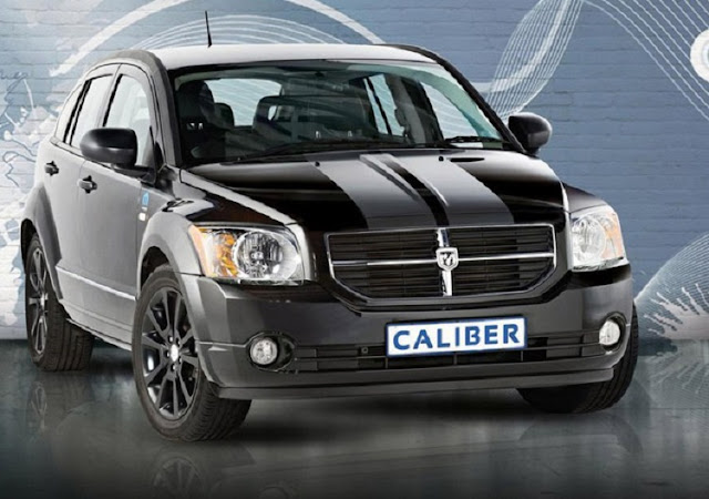 2015 Dodge Caliber Front View