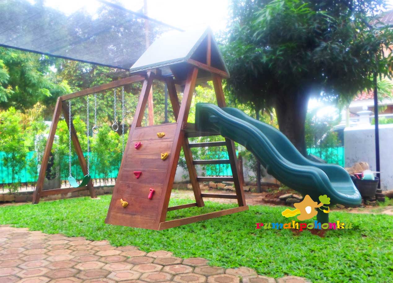 Produk Outdoor Kayu: Playfort Swing Combo di Duren Sawit