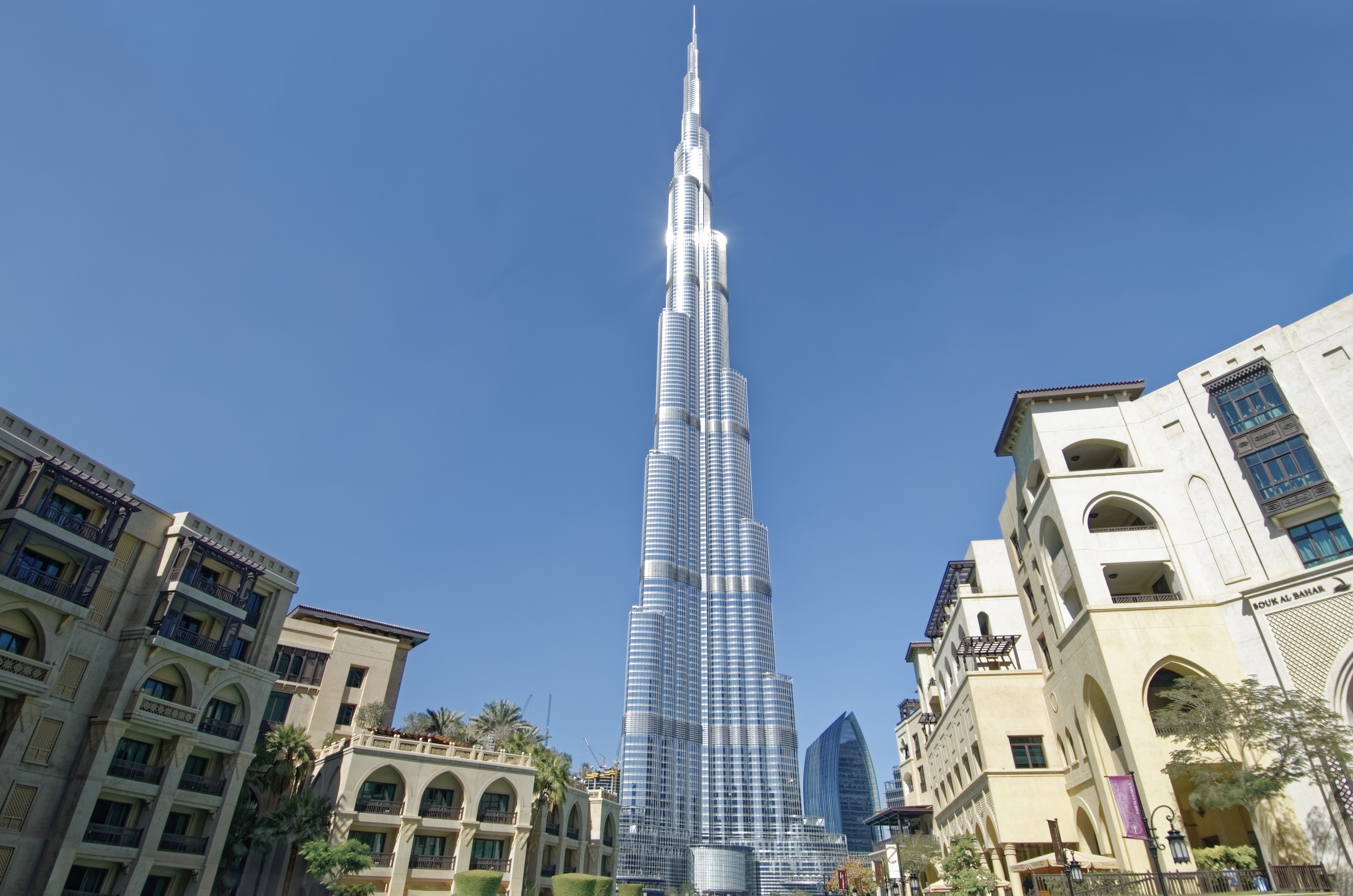 Facts about Burj Khalifa: A Marvel of Engineering and Design - BlogsSoft